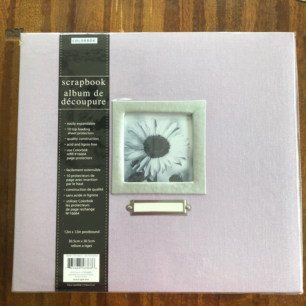 Colorbok 12 x 12 scrapbook in lilac